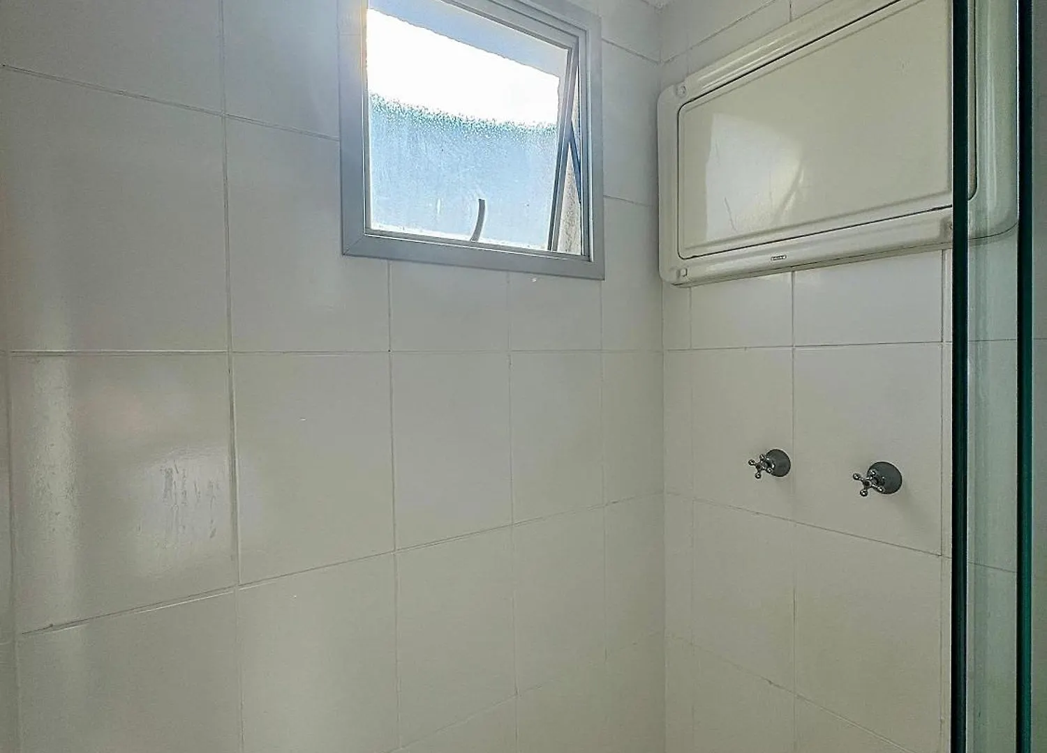 Quarto Com Banheiro Privativo Em Apartamento - Proximo Aeroporto De Guarulhos Homestay